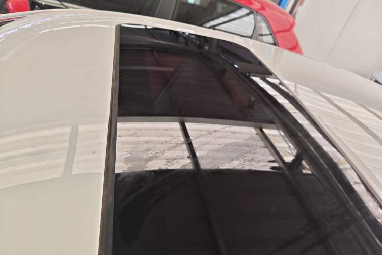 Used Volkswagen Polo 2016 1.6L Automatic Comfort Model Roof