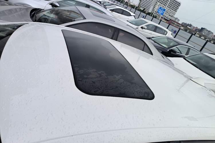 Used Volkswagen Polo 2016 1.6L Automatic Comfort Model Roof