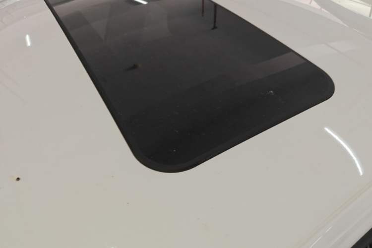Used Volkswagen Polo 2016 1.6L Automatic Comfort Model Roof