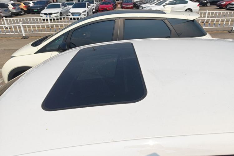 Used Volkswagen Polo 2016 1.6L Automatic Comfort Model Roof