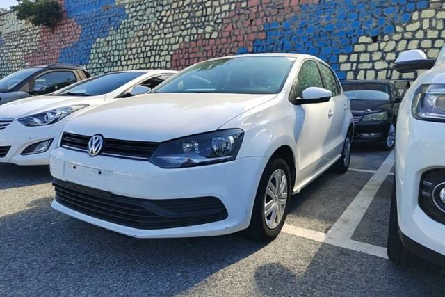Gebrauchter Volkswagen Polo 2016 1.4L Manual Fashion Model