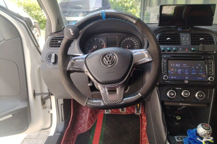 Used Volkswagen Polo 2016 1.4L Manual Fashion Model Steering Wheel