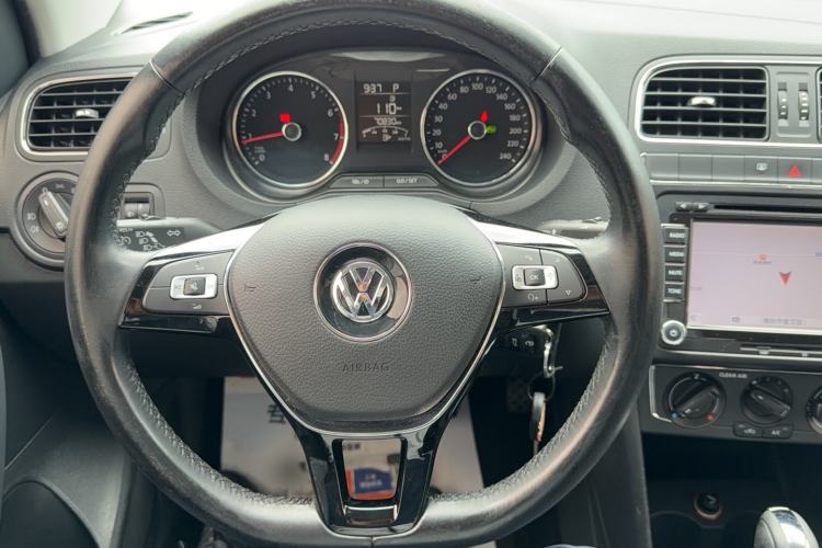 Used Volkswagen Polo 2016 1.6L Automatic Comfort Model Steering Wheel