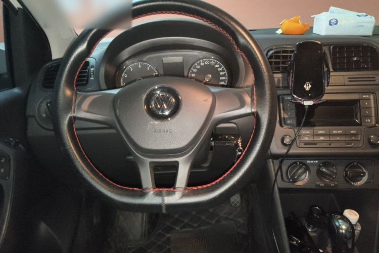 Used Volkswagen Polo 2016 1.4L Automatic Trendy Model Steering Wheel