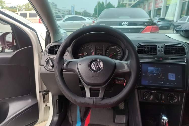Used Volkswagen Polo 2016 1.4L Automatic Trendy Model Steering Wheel