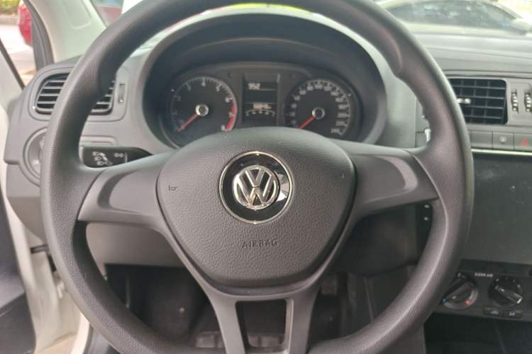 Used Volkswagen Polo 2016 1.4L Automatic Trendy Model Steering Wheel