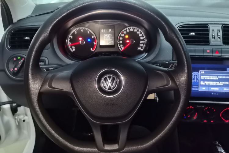 Used Volkswagen Polo 2016 1.4L Automatic Trendy Model Steering Wheel