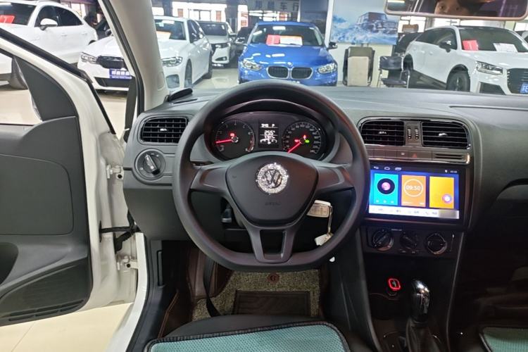 Used Volkswagen Polo 2016 1.4L Automatic Trendy Model Steering Wheel