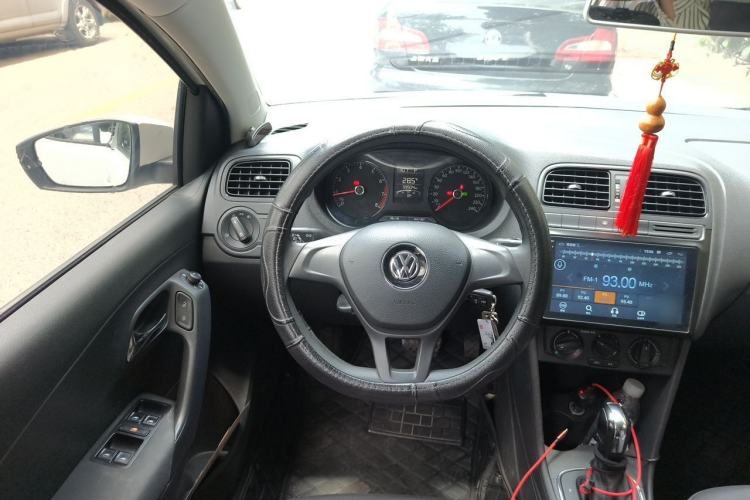 Used Volkswagen Polo 2016 1.4L Automatic Trendy Model Steering Wheel