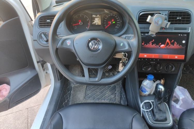 Used Volkswagen Polo 2016 1.4L Automatic Trendy Model Steering Wheel
