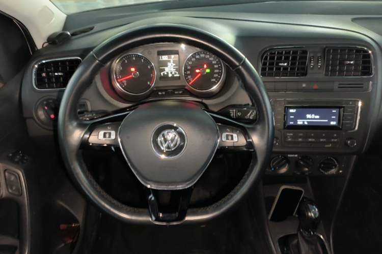 Used Volkswagen Polo 2016 1.6L Automatic Comfort Model Steering Wheel
