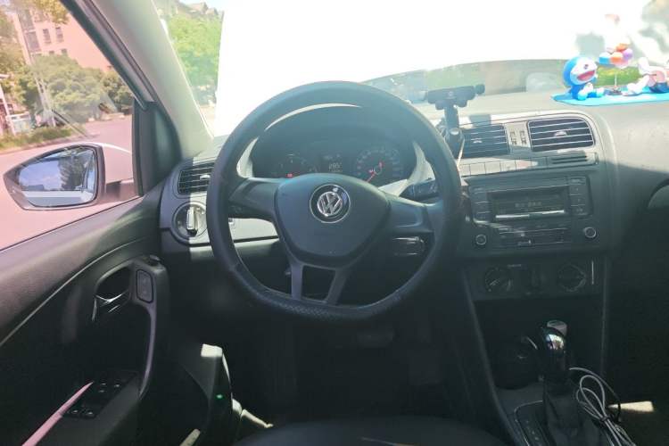 Used Volkswagen Polo 2016 1.4L Automatic Trendy Model Steering Wheel