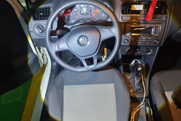Used Volkswagen Polo 2016 1.4L Automatic Trendy Model Steering Wheel