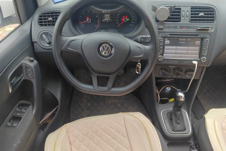 Used Volkswagen Polo 2016 1.4L Automatic Trendy Model Steering Wheel