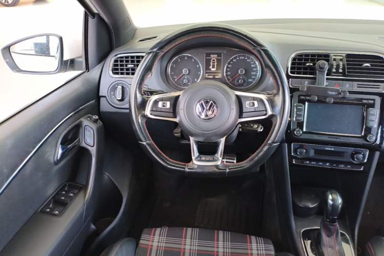 Used Volkswagen Polo 2016 1.4TSI GTI Steering Wheel