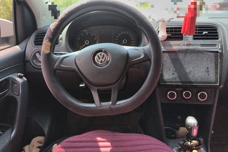 Used Volkswagen Polo 2016 1.4L Automatic Trendy Model Steering Wheel