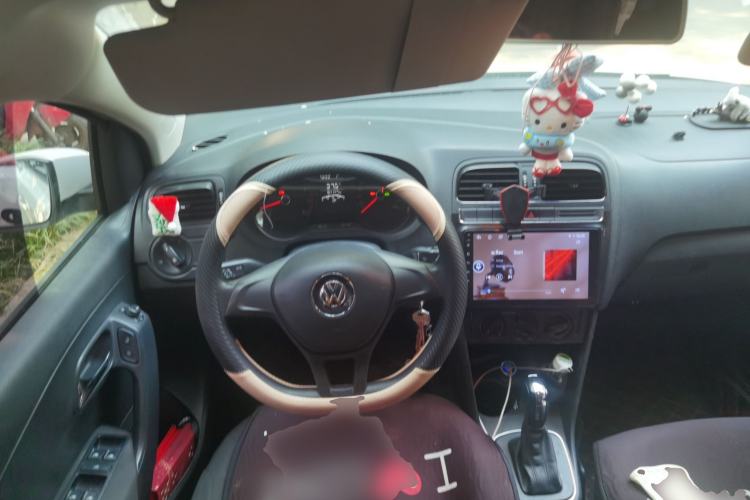 Used Volkswagen Polo 2016 1.4L Automatic Trendy Model Steering Wheel