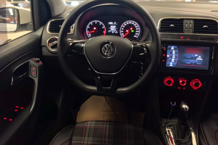 Used Volkswagen Polo 2016 1.4L Automatic Trendy Model Steering Wheel