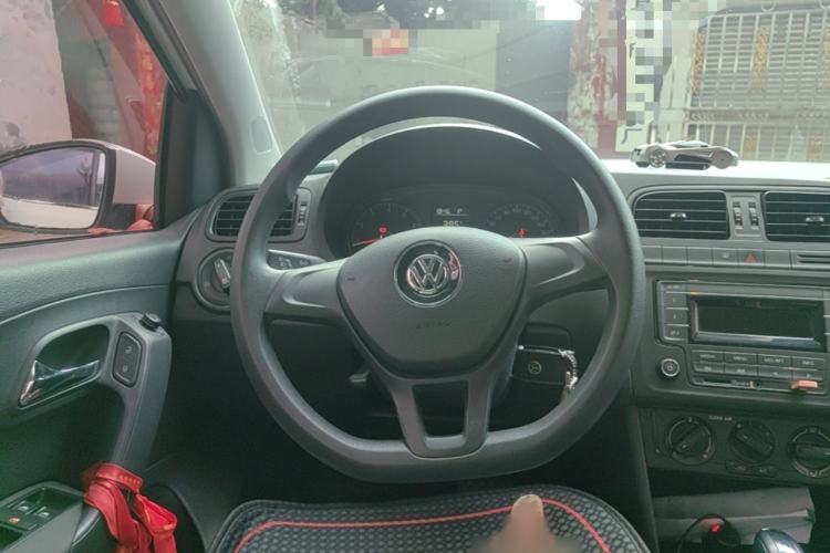 Used Volkswagen Polo 2016 1.4L Automatic Trendy Model Steering Wheel