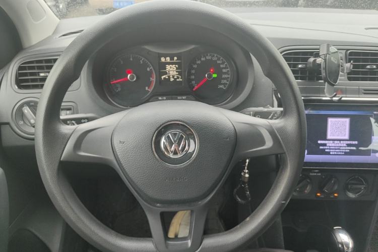 Used Volkswagen Polo 2016 1.4L Automatic Trendy Model Steering Wheel