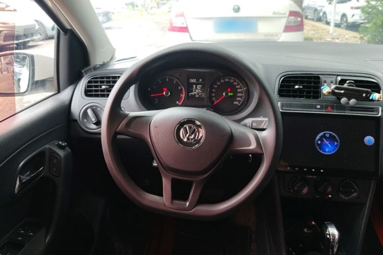 Used Volkswagen Polo 2016 1.4L Automatic Trendy Model Steering Wheel