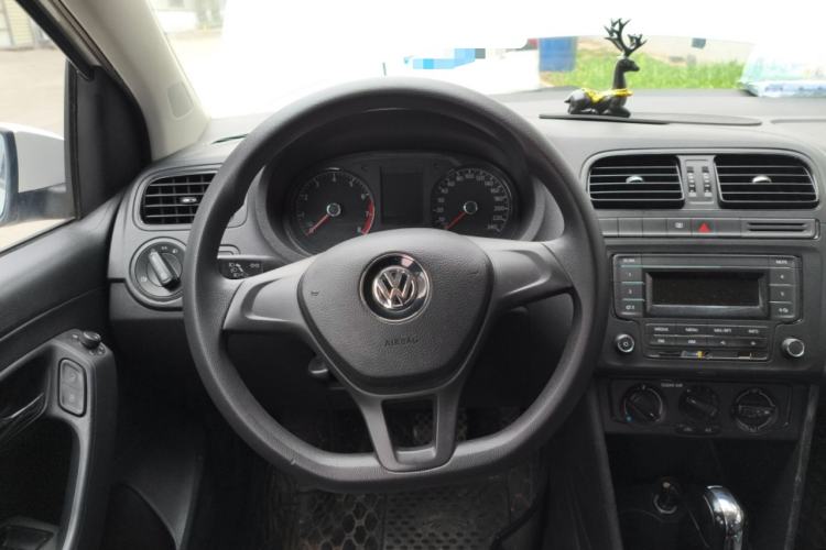 Used Volkswagen Polo 2016 1.4L Automatic Trendy Model Steering Wheel