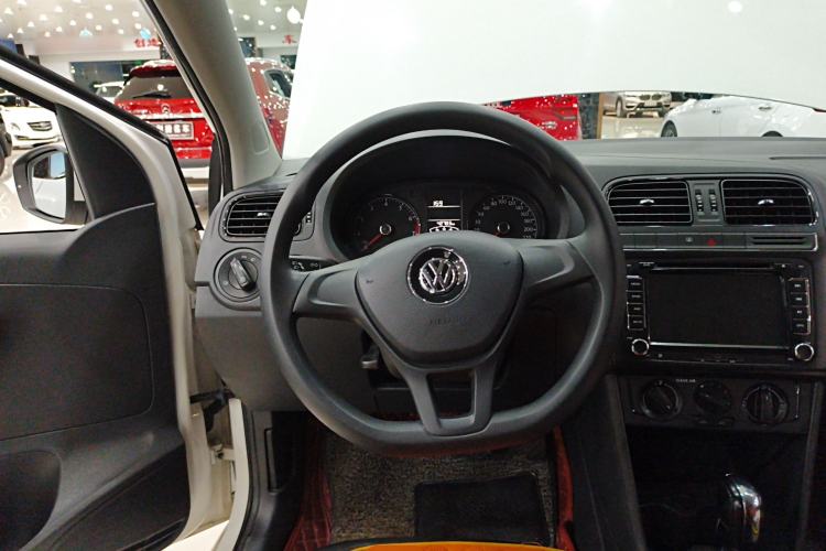 Used Volkswagen Polo 2016 1.4L Automatic Trendy Model Steering Wheel