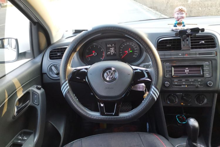 Used Volkswagen Polo 2016 1.4L Automatic Trendy Model Steering Wheel