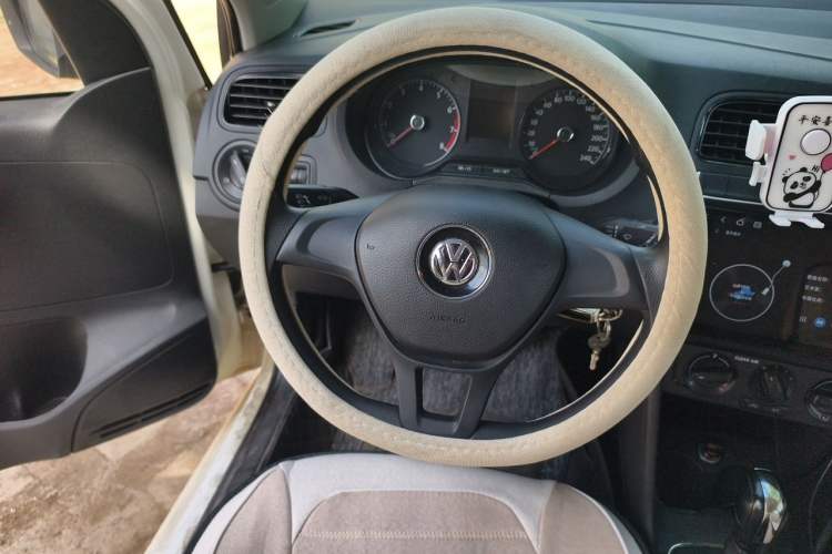 Used Volkswagen Polo 2016 1.4L Automatic Trendy Model Steering Wheel