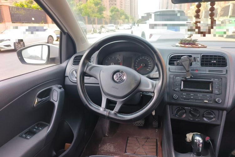 Used Volkswagen Polo 2016 1.4L Automatic Trendy Model Steering Wheel