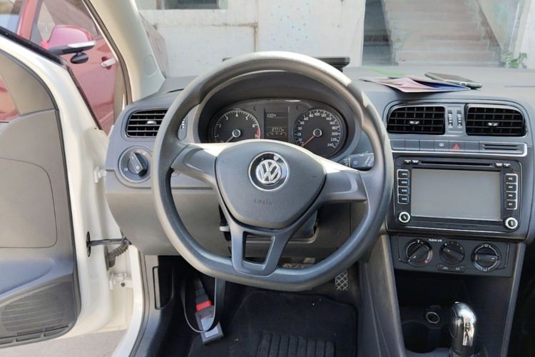 Used Volkswagen Polo 2016 1.4L Automatic Trendy Model Steering Wheel