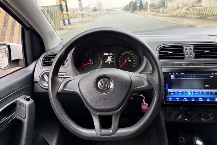 Used Volkswagen Polo 2016 1.4L Automatic Trendy Model Steering Wheel