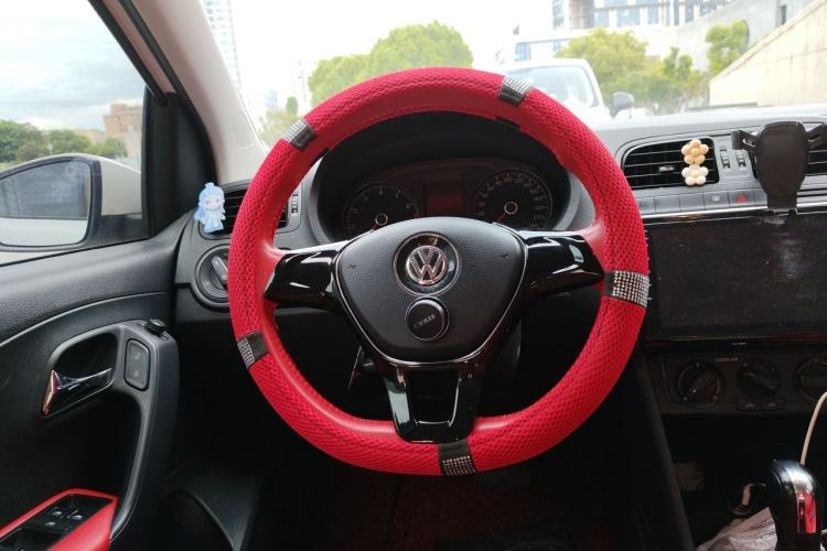 Used Volkswagen Polo 2016 1.4L Automatic Trendy Model Steering Wheel