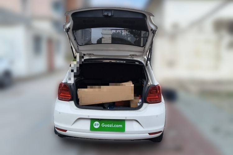 Used Volkswagen Polo 2016 1.6L Automatic Comfort Model Trunk