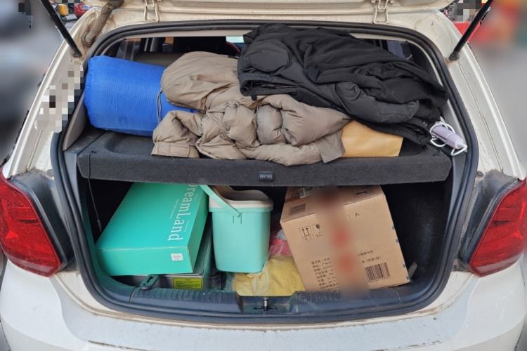 Used Volkswagen Polo 2016 1.4L Manual Fashion Model Trunk