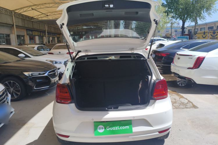 Used Volkswagen Polo 2016 1.6L Automatic Comfort Model Trunk