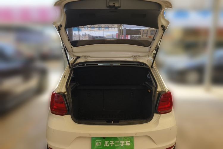 Used Volkswagen Polo 2016 1.6L Automatic Comfort Model Trunk