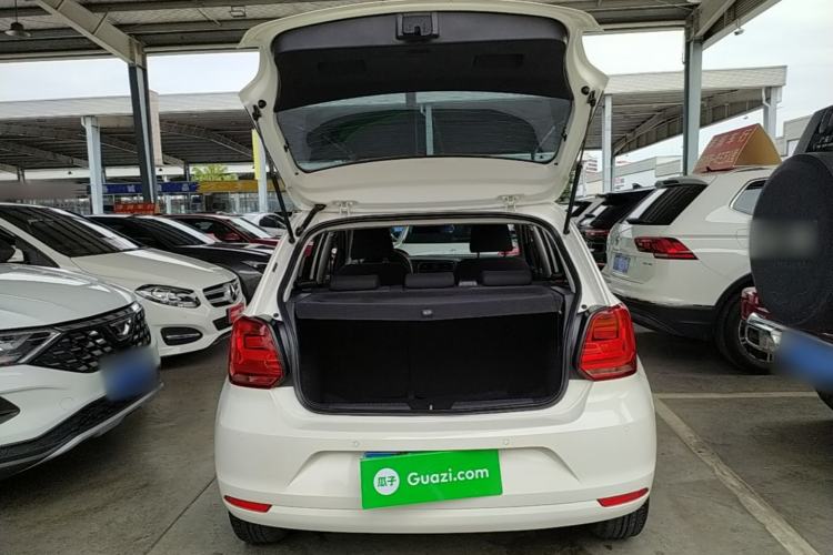 Used Volkswagen Polo 2016 1.6L Automatic Comfort Model Trunk