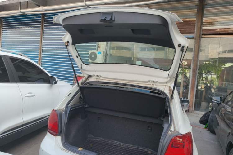 Used Volkswagen Polo 2016 1.4L Automatic Trendy Model Trunk