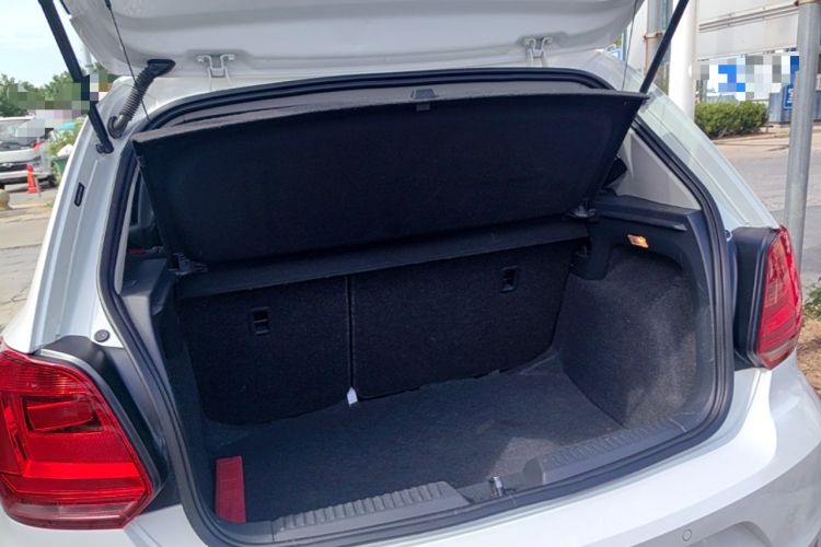 Used Volkswagen Polo 2016 1.6L Automatic Comfort Model Trunk