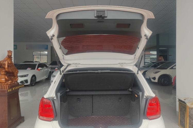 Used Volkswagen Polo 2016 1.4TSI GTI Trunk