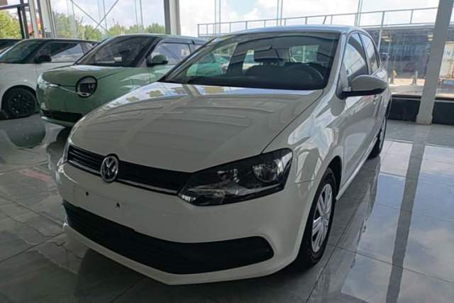 Used Volkswagen Polo 2016 1.4L Manual Fashion Model