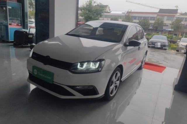 Ojetý Volkswagen Polo 2016 1.4TSI GTI