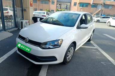 Used Volkswagen Polo 2016 1.4L Manual Fashion Model