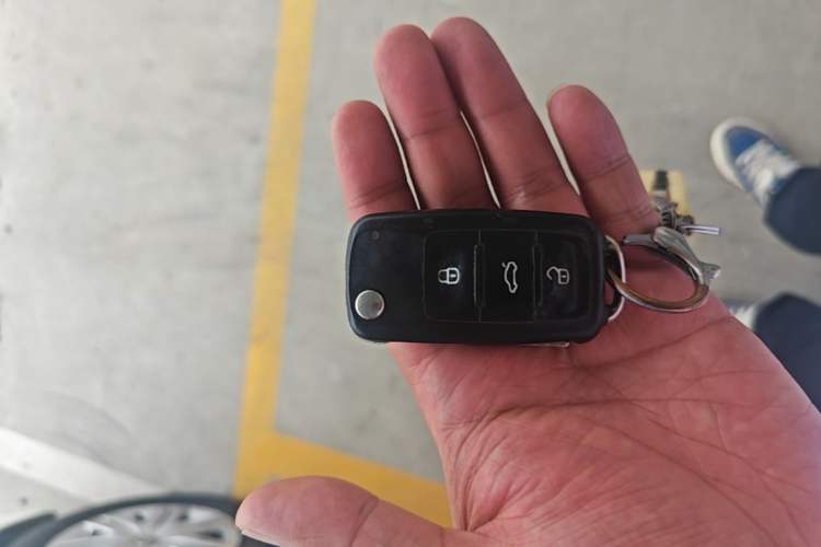 Used Volkswagen Polo 2016 1.4L Automatic Trendy Model Vehicle Key