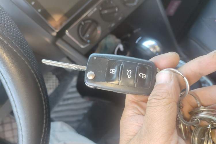Used Volkswagen Polo 2016 1.6L Automatic Comfort Model Vehicle Key