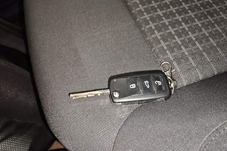 Used Volkswagen Polo 2016 1.6L Automatic Comfort Model Vehicle Key
