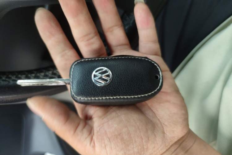 Used Volkswagen Polo 2016 1.4L Manual Fashion Model Vehicle Key