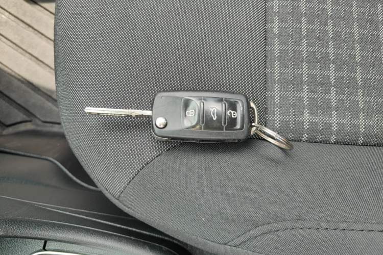 Used Volkswagen Polo 2016 1.6L Automatic Comfort Model Vehicle Key