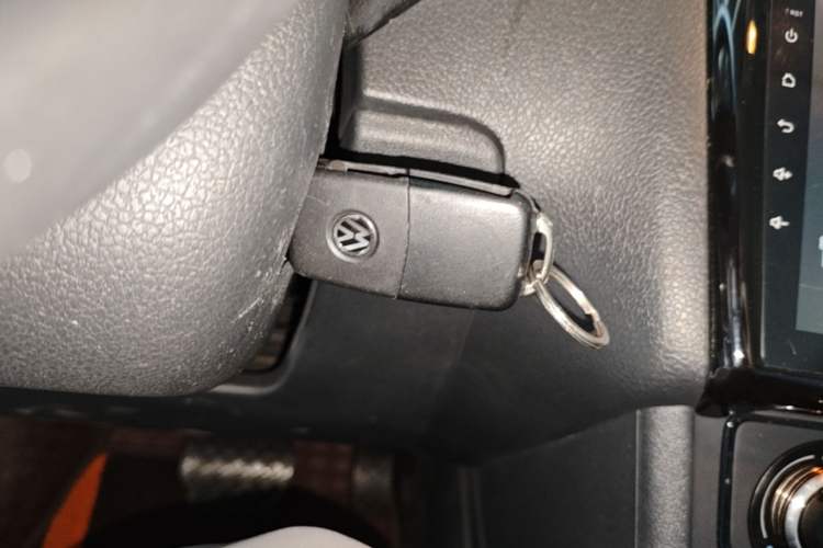 Used Volkswagen Polo 2016 1.4L Automatic Trendy Model Vehicle Key